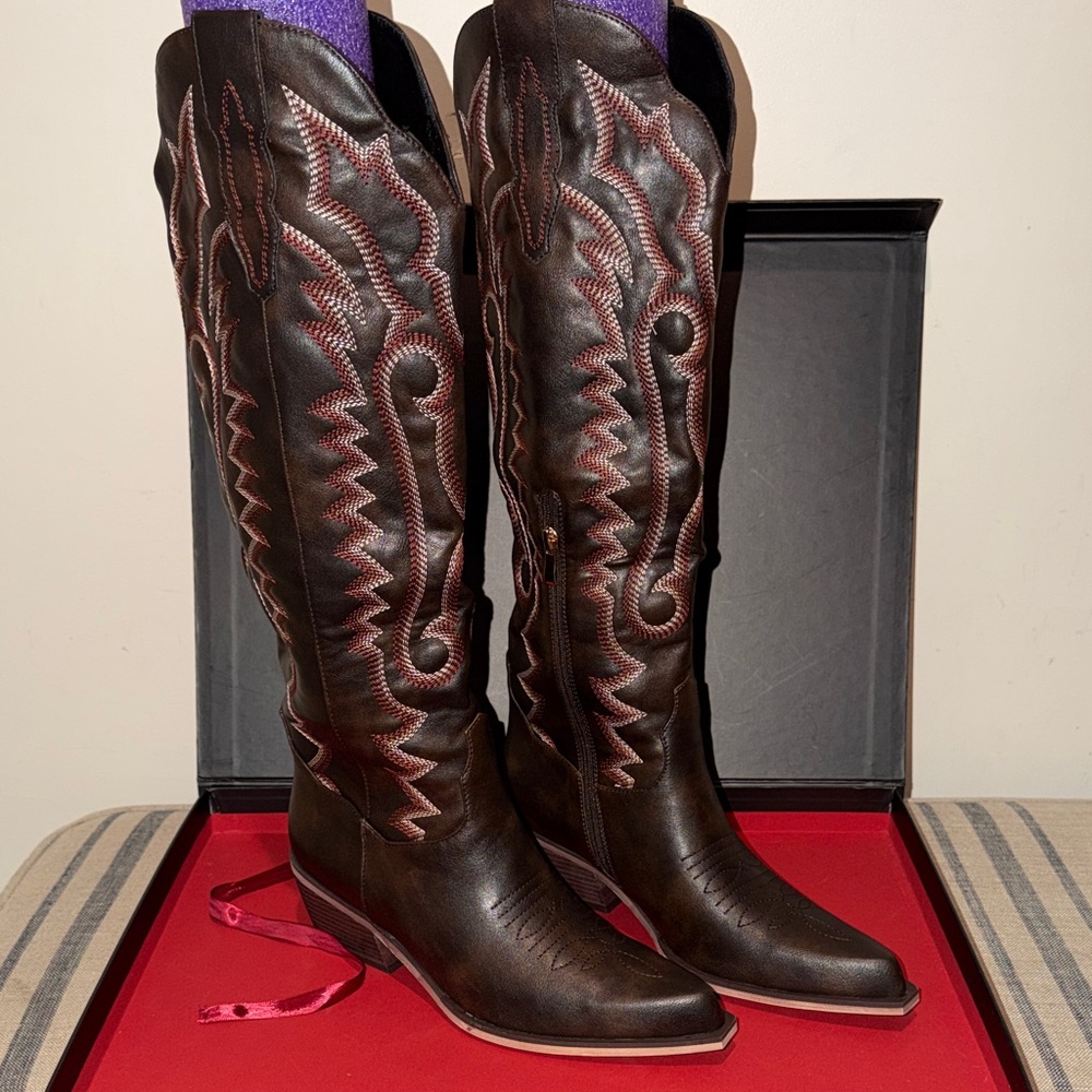 Wetkiss Elegant Brown Embroidered Vegan Leather Heeled Boots